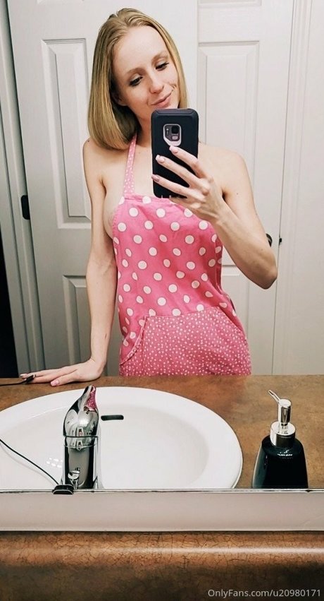 Elle Dainty