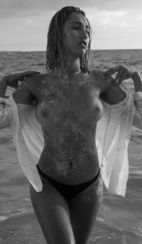 Photo nue de fuite OnlyFans de Keyla Caputo