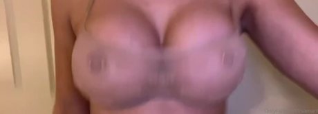 Photo nue de fuite OnlyFans de Samantha Aufderheide