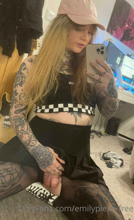 Photo nue de fuite OnlyFans de Emilypiexofree