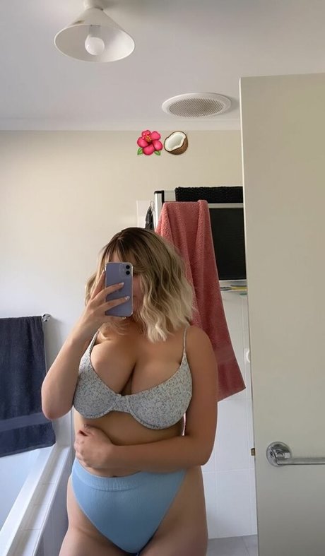 Photo nue de fuite OnlyFans de Rachel Elizabeth