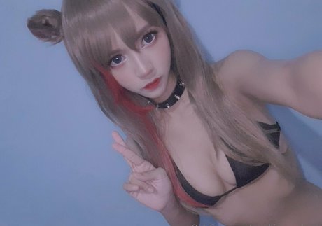 Photo nue de fuite OnlyFans de Machinegunkuro