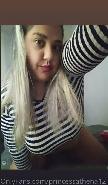 Photo nue de fuite OnlyFans de Princessathena12
