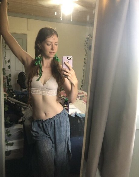 Photo nue de fuite OnlyFans de Serena Rain