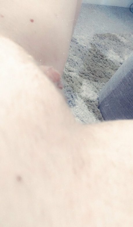 Photo nue de fuite OnlyFans de Antoniopearl98