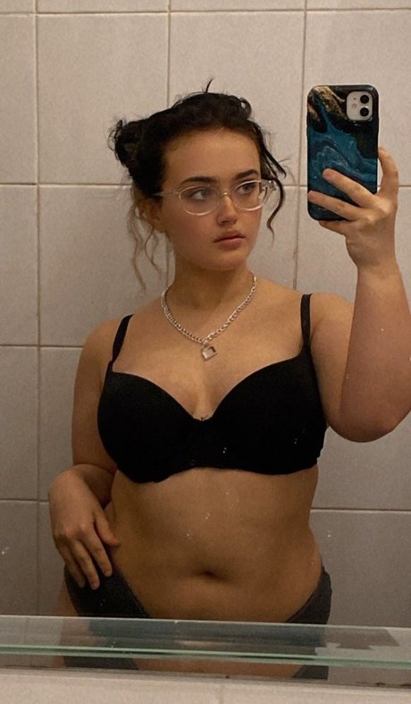 Photo nue de fuite OnlyFans de Mechedaily