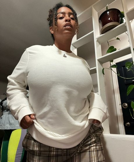 Photo nue de fuite OnlyFans de Theprofessorgaia