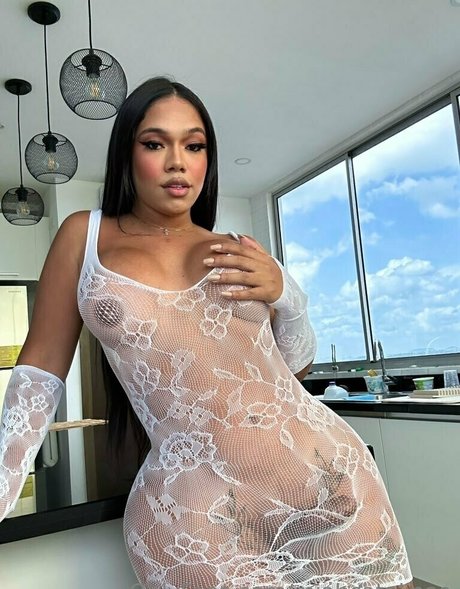 Photo nue de fuite OnlyFans de Miahcatalinaa