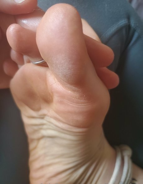 Photo nue de fuite OnlyFans de Lovefiercelyfeet