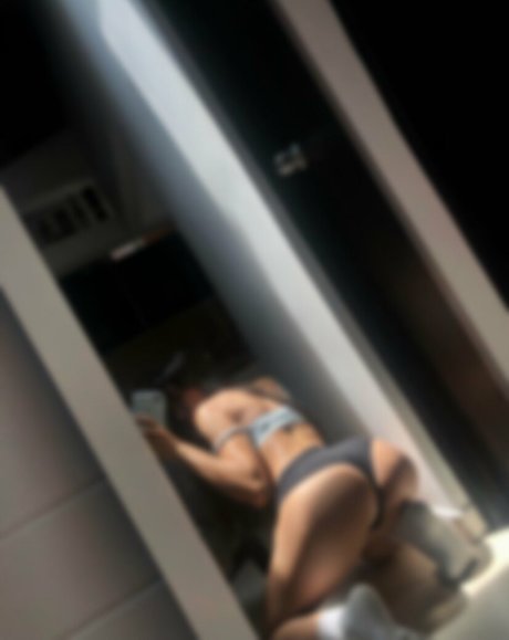 Photo nue de fuite OnlyFans de Tsunamy