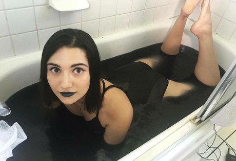 Photo nue de fuite OnlyFans de Safiya Nygaard