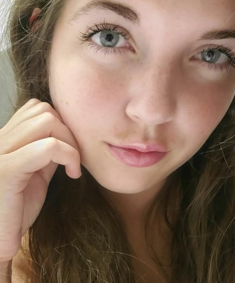 Photo nue de fuite OnlyFans de Lisa Asmr