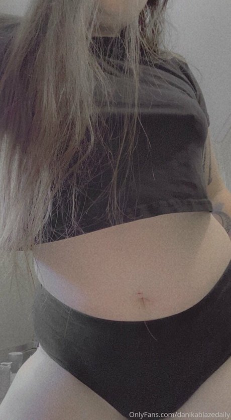 Photo nue de fuite OnlyFans de Danikablazedaily