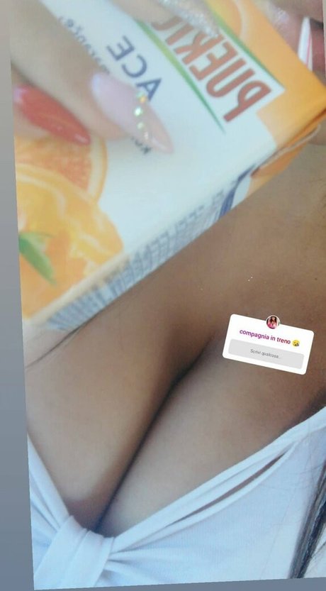 Photo nue de fuite OnlyFans de Alessia Barberio