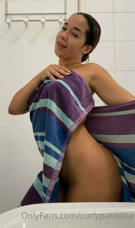 Photo nue de fuite OnlyFans de Maria Cabello