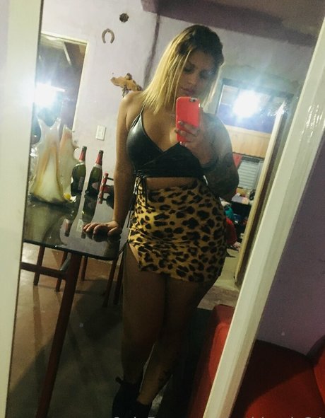 Hotblonde24