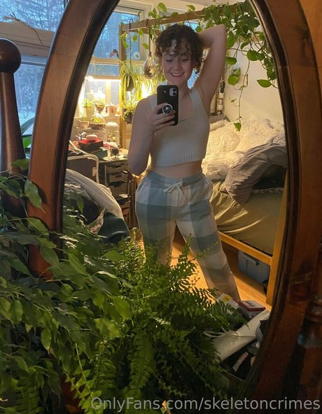 Photo nue de fuite OnlyFans de Skeletoncrimes