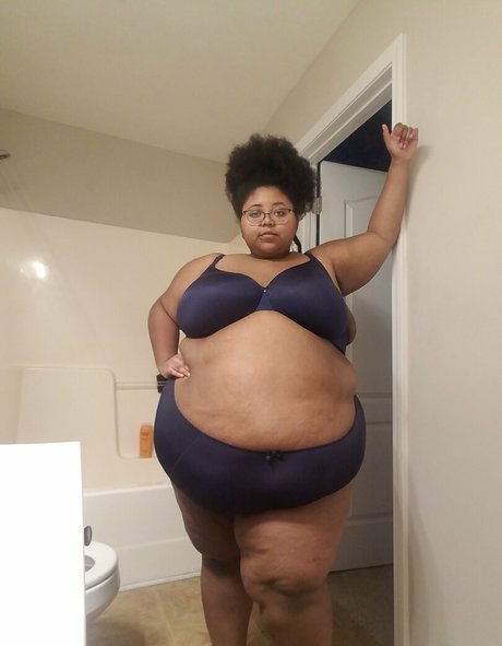 Photo nue de fuite OnlyFans de Lilmsfluffy