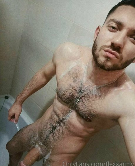 Photo nue de fuite OnlyFans de Flexxarmy