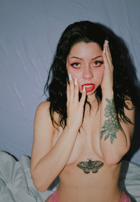 Photo nue de fuite OnlyFans de Purplemamaz