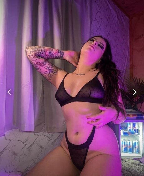 Photo nue de fuite OnlyFans de Karveyyyy