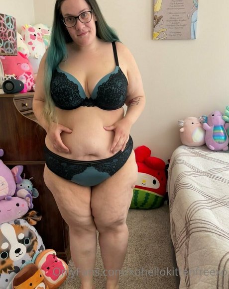 Photo nue de fuite OnlyFans de Xohellokittenfreexo