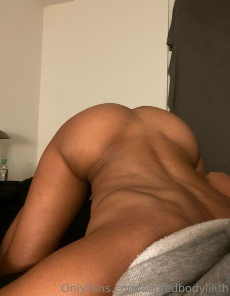 Photo nue de fuite OnlyFans de Sacredbodylilith