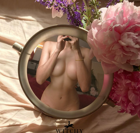 Photo nue de fuite OnlyFans de Queen2891