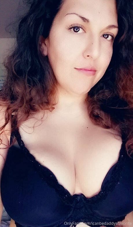Photo nue de fuite OnlyFans de Icanbedaddysfavorite