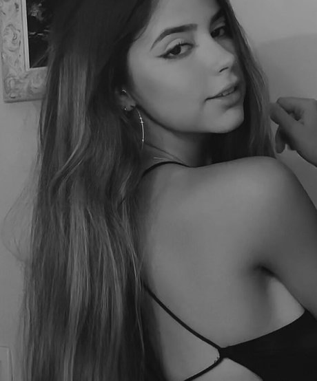 Photo nue de fuite OnlyFans de Daniella Chechia