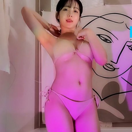 Photo nue de fuite OnlyFans de Illbfine