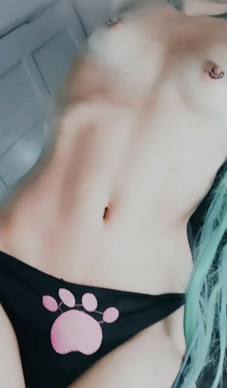 Egirlfunkeira