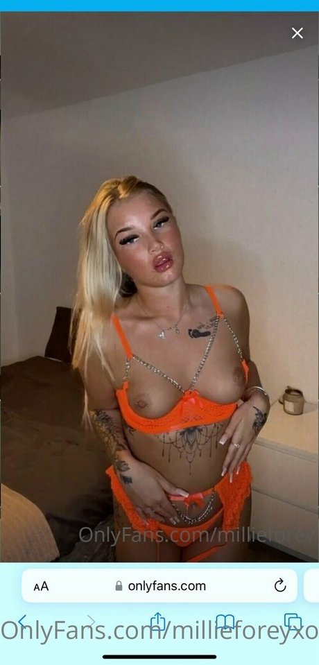 Photo nue de fuite OnlyFans de Millieforeyxo