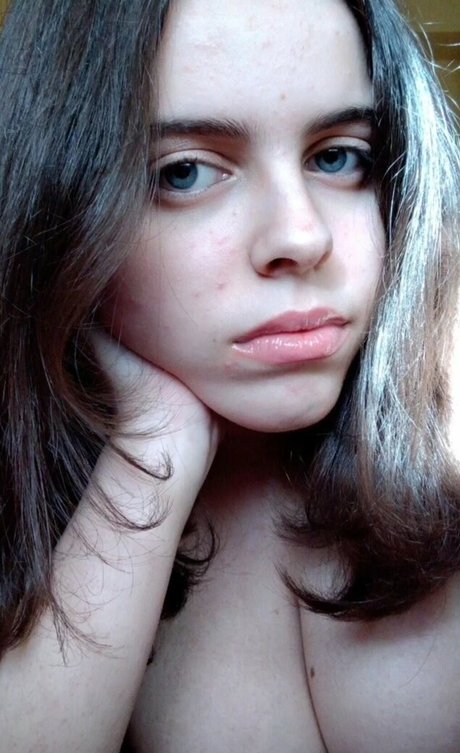 Photo nue de fuite OnlyFans de Alessia Ancler