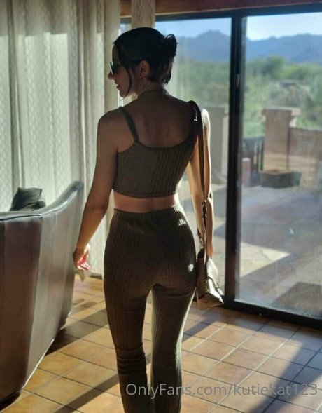 Photo nue de fuite OnlyFans de Kutiekat123