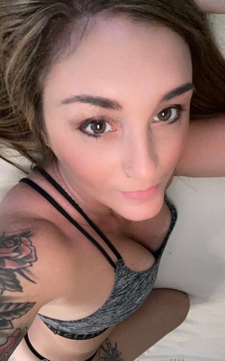 Photo nue de fuite OnlyFans de Poorlilhoney
