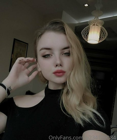 Photo nue de fuite OnlyFans de Florabelll