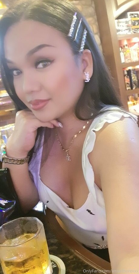 Photo nue de fuite OnlyFans de Amyamorevip
