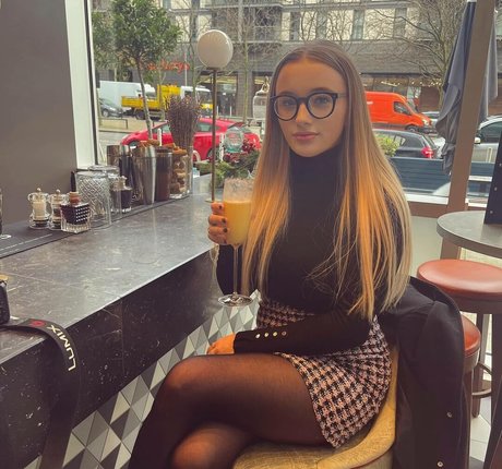 Photo nue de fuite OnlyFans de Olivia Robertson