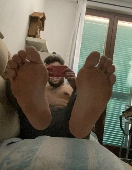 Youloveyourkingfeet