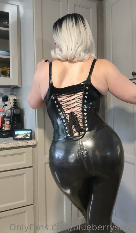 Photo nue de fuite OnlyFans de Blueberrysage
