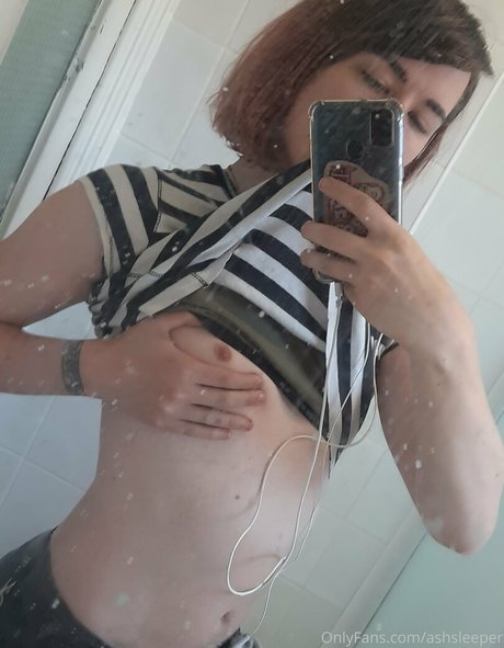 Photo nue de fuite OnlyFans de Ashsleeper