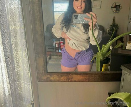 Photo nue de fuite OnlyFans de Kimmyhaze