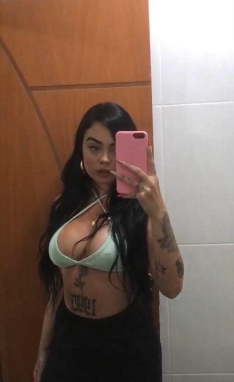 Photo nue de fuite OnlyFans de Karina Laino