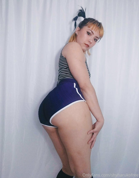 Photo nue de fuite OnlyFans de Shyharukofree