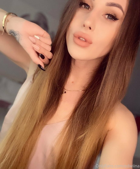 Photo nue de fuite OnlyFans de Edwiina