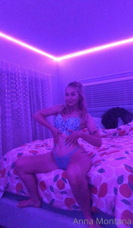 Anna1001