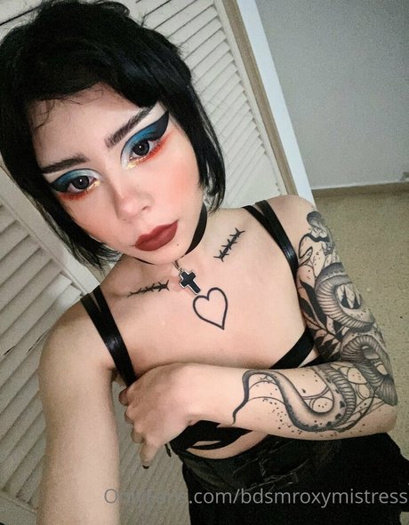 Photo nue de fuite OnlyFans de Bdsmroxymistress